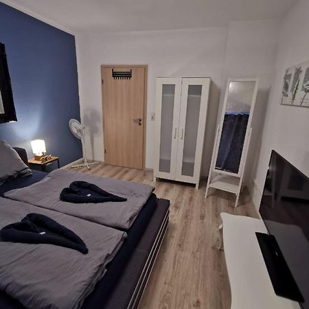 Liebevoll Eingerichtete Ferienwohnung - Zentrale Lage - Netflix & Paytv Wilhelmshaven Exterior photo